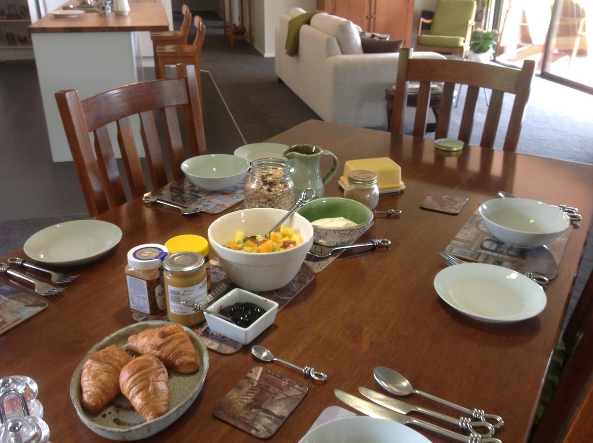 Rolling Hills Country Stay B&B Tauranga Exterior photo