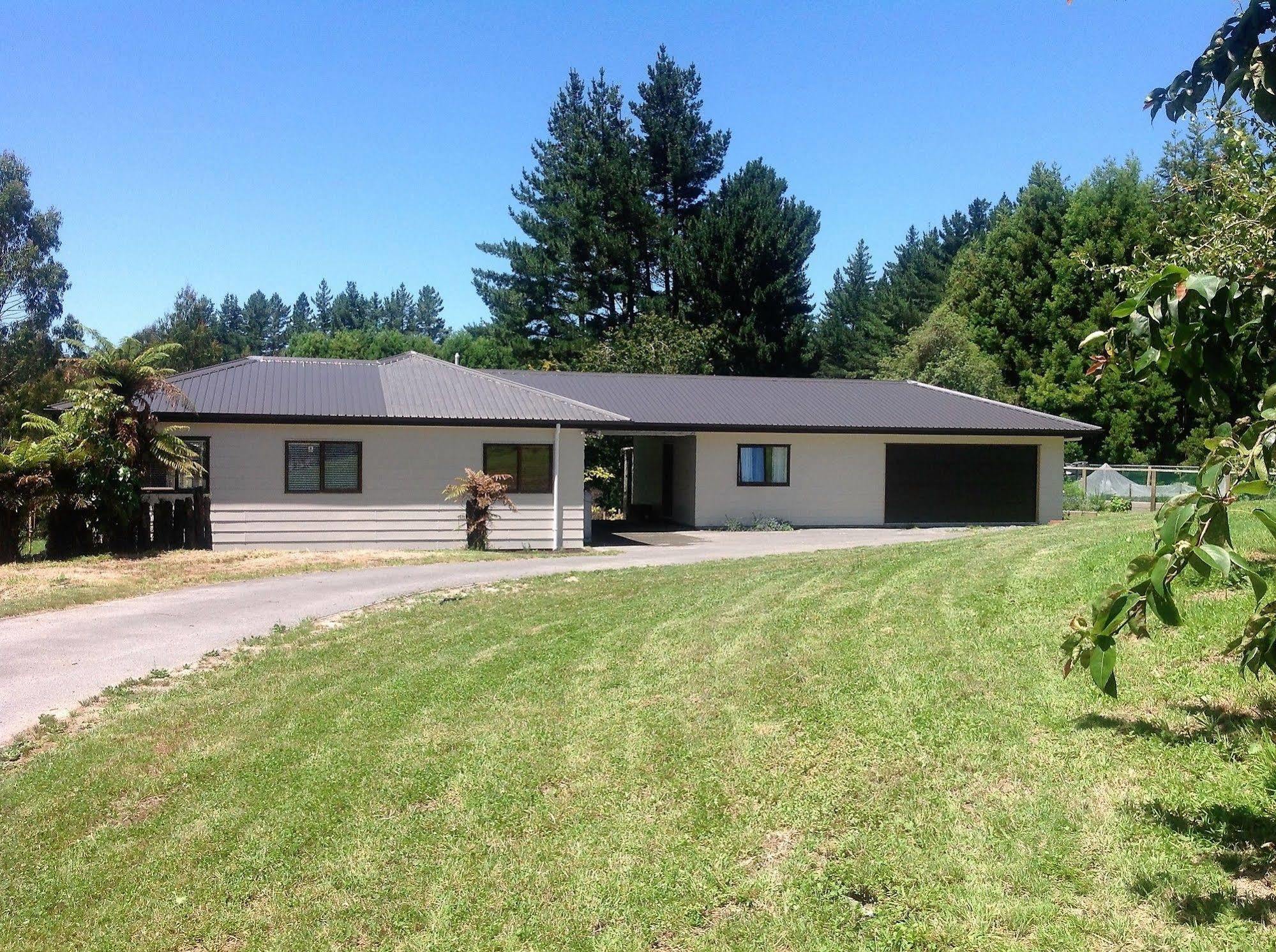 Rolling Hills Country Stay B&B Tauranga Exterior photo